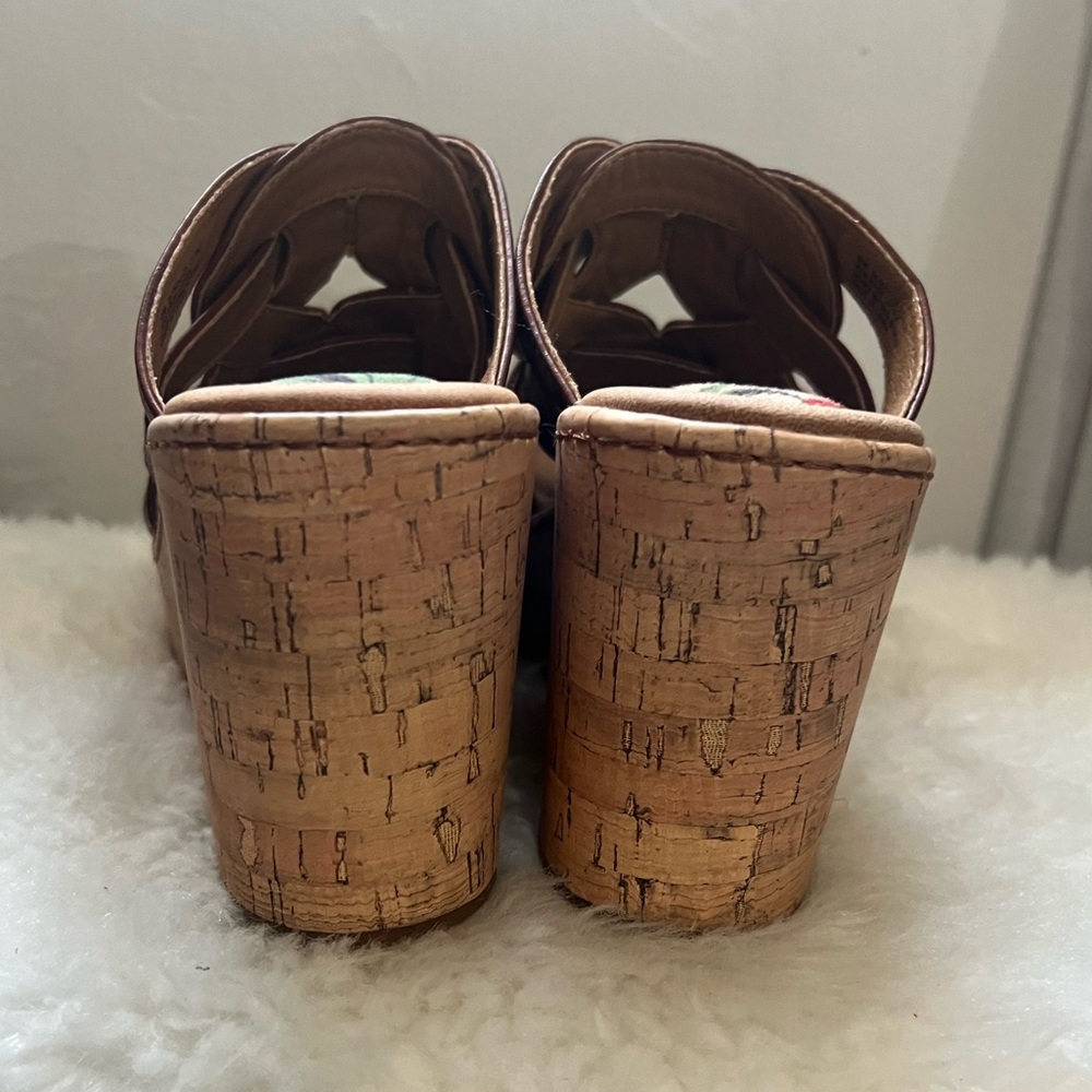 B.O.C. Cora Platform Wedge Sandal, Size 9 (new) - Picture 7 of 9